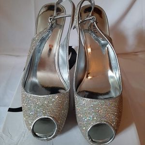 NineWest, silver sparkle, 9.5 peep toe heels